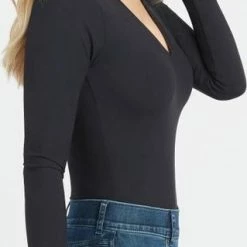 Spanx Suit Yourself Bodysuit V Hals Lange Mouwen - Maat XL - Kleur Zwart -Lingerie-Dames-Badmode Winkel 319x840 2