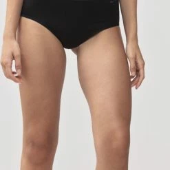 Mey Dames Tailleslip Organic Katoen - 42 - Zwart 16 Mey Dames Tailleslip Organic Katoen - 42 - Zwart -Lingerie-Dames-Badmode Winkel 527x840 1