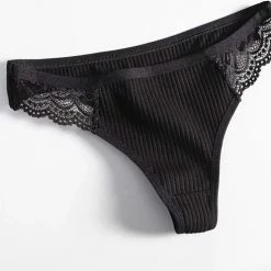Merkloos Katoenen Dames String Met Sexy En Delicate Kant Op De Taille - Black & White Thong - Sexy Lingerie - Hoge Kwaliteit Katoenen Slip - Dames Ondergoed - Maat S 13 Merkloos Katoenen Dames String Met Sexy En Delicate Kant Op De Taille - Black & White Thong - Sexy Lingerie - Hoge Kwaliteit Katoenen Slip - Dames Ondergoed - Maat S -Lingerie-Dames-Badmode Winkel 550x497 2