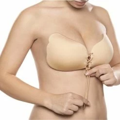 Merkloos 2x Strapless Plak BH - Multipack - Met Push Up Door De Vetersluiting - Beige & Zwart - Plakbeha F -Lingerie-Dames-Badmode Winkel 550x501 3