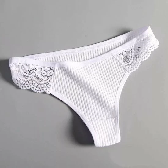 Merkloos Katoenen Dames String Met Sexy En Delicate Kant Op De Taille - Black & White Thong - Sexy Lingerie - Hoge Kwaliteit Katoenen Slip - Dames Ondergoed - Maat S 4 Merkloos Katoenen Dames String Met Sexy En Delicate Kant Op De Taille - Black & White Thong - Sexy Lingerie - Hoge Kwaliteit Katoenen Slip - Dames Ondergoed - Maat S - Afbeelding 4