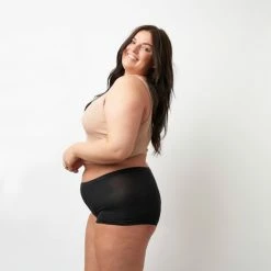 Moodies Period Undies Moodies Undies - Menstruatie- En Incontinentie Ondergoed - Bamboe Boyshort - Heavy/overnight Kruisje - Zwart - Maat XXL -Lingerie-Dames-Badmode Winkel 550x550 354