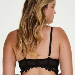Hunkemöller Dames Lingerie Voorgevormde Longline Bh Zonder Beugel Shiloh - Zwart - Maat C80 -Lingerie-Dames-Badmode Winkel 550x660 235