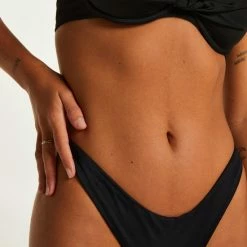 Hunkemöller Dames Badmode Hoog Uitgesneden Bikinibroekje Luxe - Zwart - Maat XS -Lingerie-Dames-Badmode Winkel 550x660 387