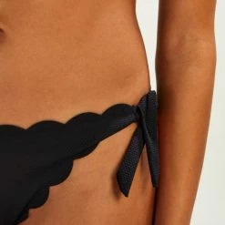 Hunkemöller Dames Badmode Brazilian Bikinibroekje Scallop - Zwart - Maat M -Lingerie-Dames-Badmode Winkel 550x660 457