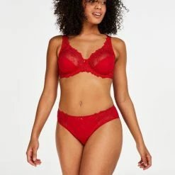 Hunkemöller Dames Lingerie Niet-voorgevormde Beugel Bh Diva - Rood - Maat C80 -Lingerie-Dames-Badmode Winkel 550x662 1