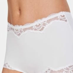 Hunkemöller Boxer Secret Lace - Maat L -Lingerie-Dames-Badmode Winkel 550x673 1