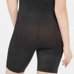 Spanx Thistincts 2.0 High Waisted Mid Thigh Short - Zwart - Maat M -Lingerie-Dames-Badmode Winkel 550x701 5