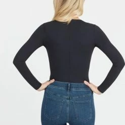 Spanx Suit Yourself Bodysuit V Hals Lange Mouwen - Maat XL - Kleur Zwart -Lingerie-Dames-Badmode Winkel 550x738