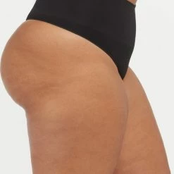 Spanx EcoCare Seamless Shaping - String - Kleur Zwart - Maat L 8 Spanx EcoCare Seamless Shaping - String - Kleur Zwart - Maat L -Lingerie-Dames-Badmode Winkel 550x780 1