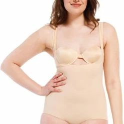 MAGIC Bodyfashion Maxi Sexy Bodybriefer - Latte - Maat 4XL -Lingerie-Dames-Badmode Winkel 550x800 4