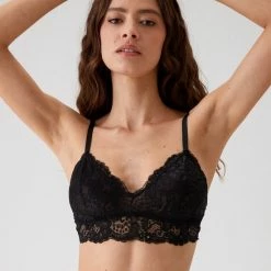 Viuma Milano Viuma Vrouw Zwart 690061 Kanten Beha Opgevuld Bh Zonder Beugel Dagelijks Comfort Hoogwaardig Kwaliteit