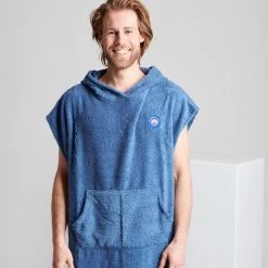 Merkloos Ponchy - Surf Poncho - Handdoek Poncho - Azul Velho - Maat Groot - Uniseks - Katoen -Lingerie-Dames-Badmode Winkel 550x825 16