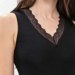 Mey Dames Wol-zijde Hemd - Kant - Exquisite - 38 - Zwart -Lingerie-Dames-Badmode Winkel 550x825 2
